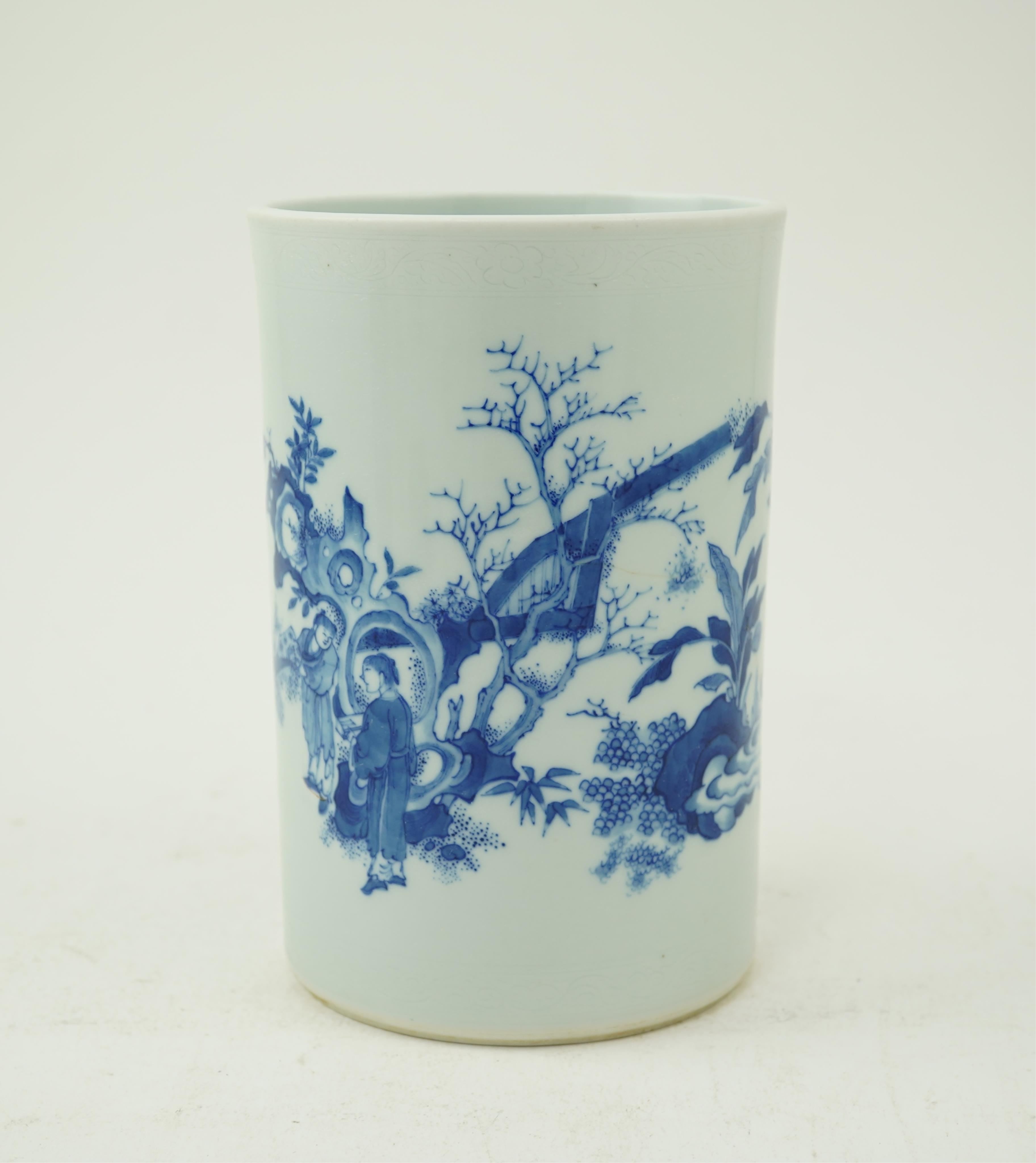 A Chinese blue and white brush pot, Transitional or later